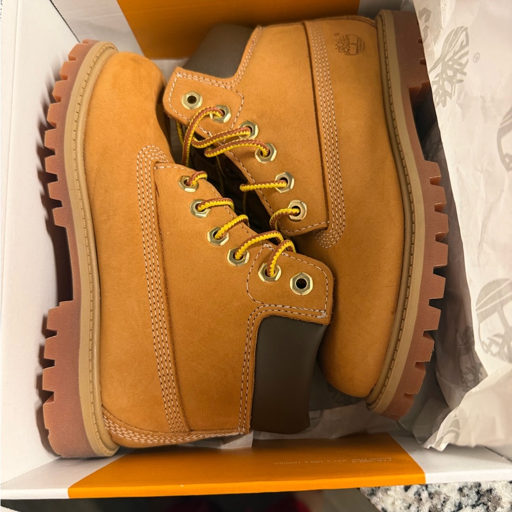 12c timberlands